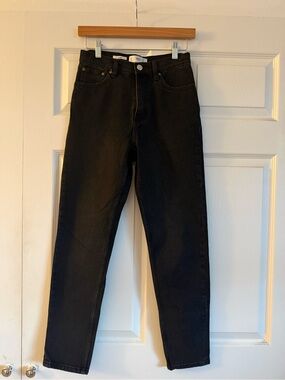 MNG / MANGO Women’s Black Mom Jeans